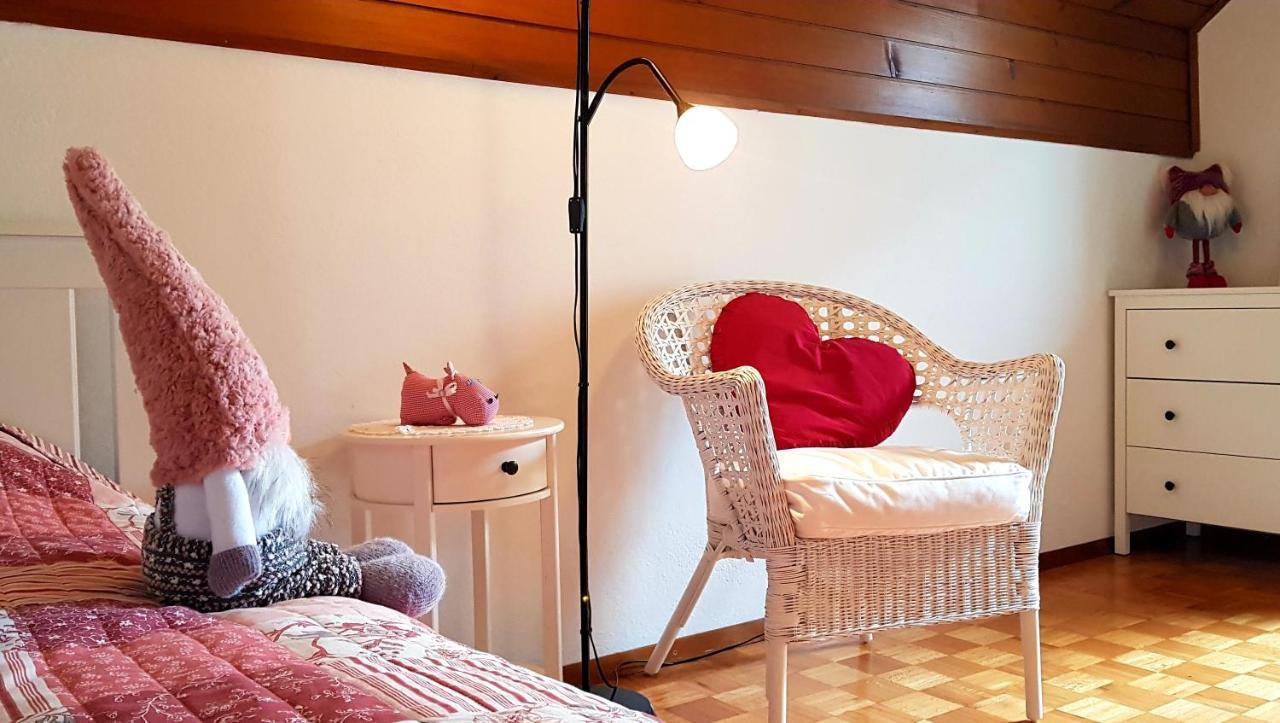 Savadolinka House Apartment มอยสตรานา ภายนอก รูปภาพ